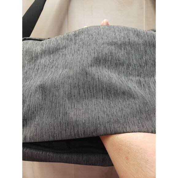 Incase City Duffel Laptop Bag With Adjustable Strap & Multiple Pockets, Gray - Picture 11 of 15